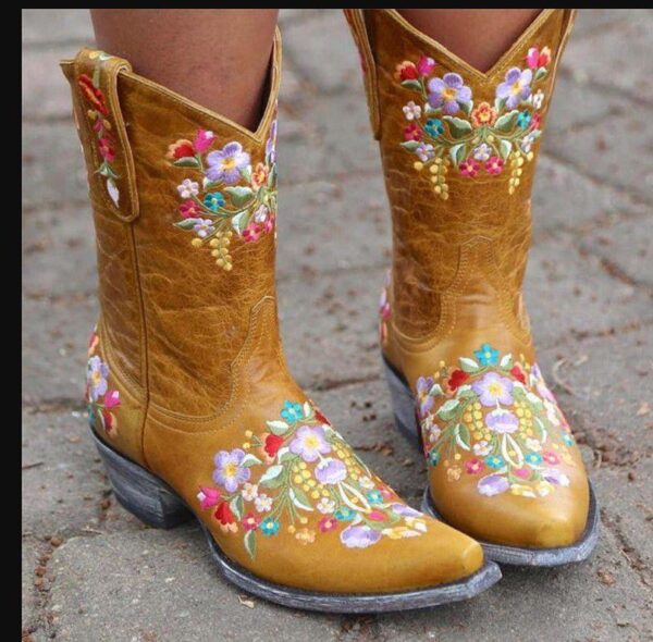 Women's vintage flower embroidery ankle high cowboy boots pointed toe chunky low heel boots - Image 6