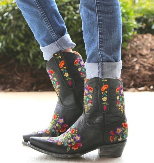 Women's vintage flower embroidery ankle high cowboy boots pointed toe chunky low heel boots - Image 7