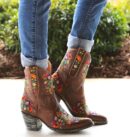 Women's vintage flower embroidery ankle high cowboy boots pointed toe chunky low heel boots